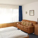 Buergerhaus 3*