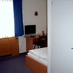 Buergerhaus Hotel 3*