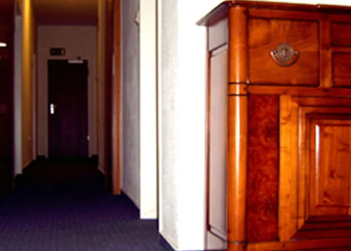 Buergerhaus 3* شتاينباخ أم تاونوس