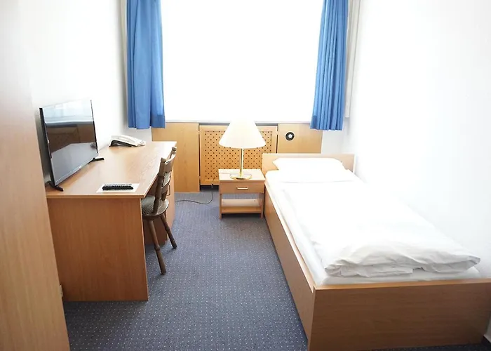 فندق Buergerhaus